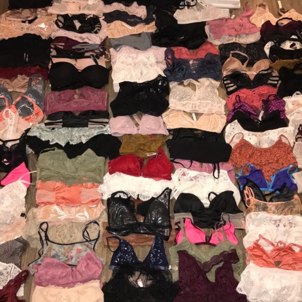 VICTORIA SECRET BRALETTES 10 RANDOM MYSTERY BOX